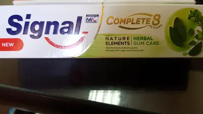 Signal Comp 8 Herbal T.Paste 100 Ml
