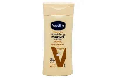 Vaseline Nourishing Moist Body Lotion 200 Ml