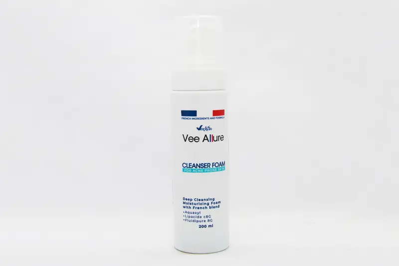 Vee Allure Acne Cleanser Foam 200 Ml
